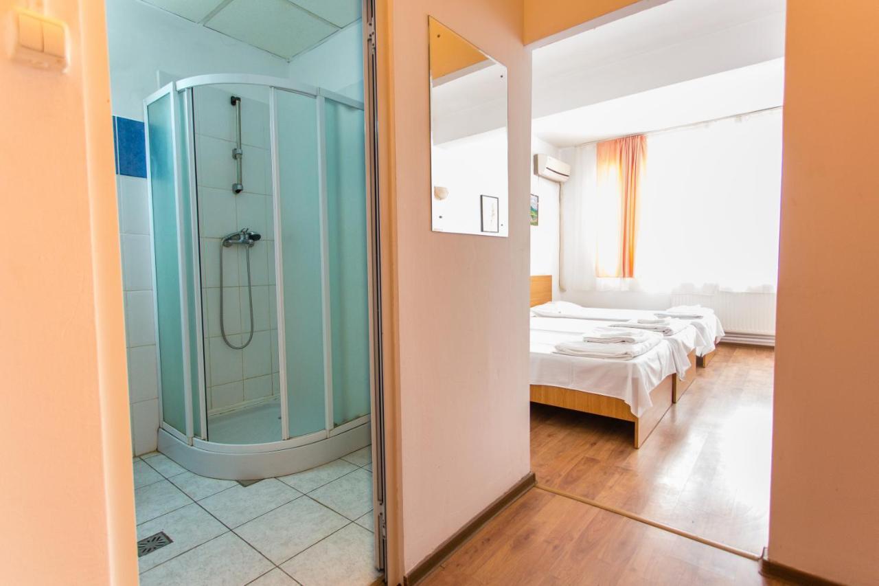 Hostel Horia Plopeni 외부 사진