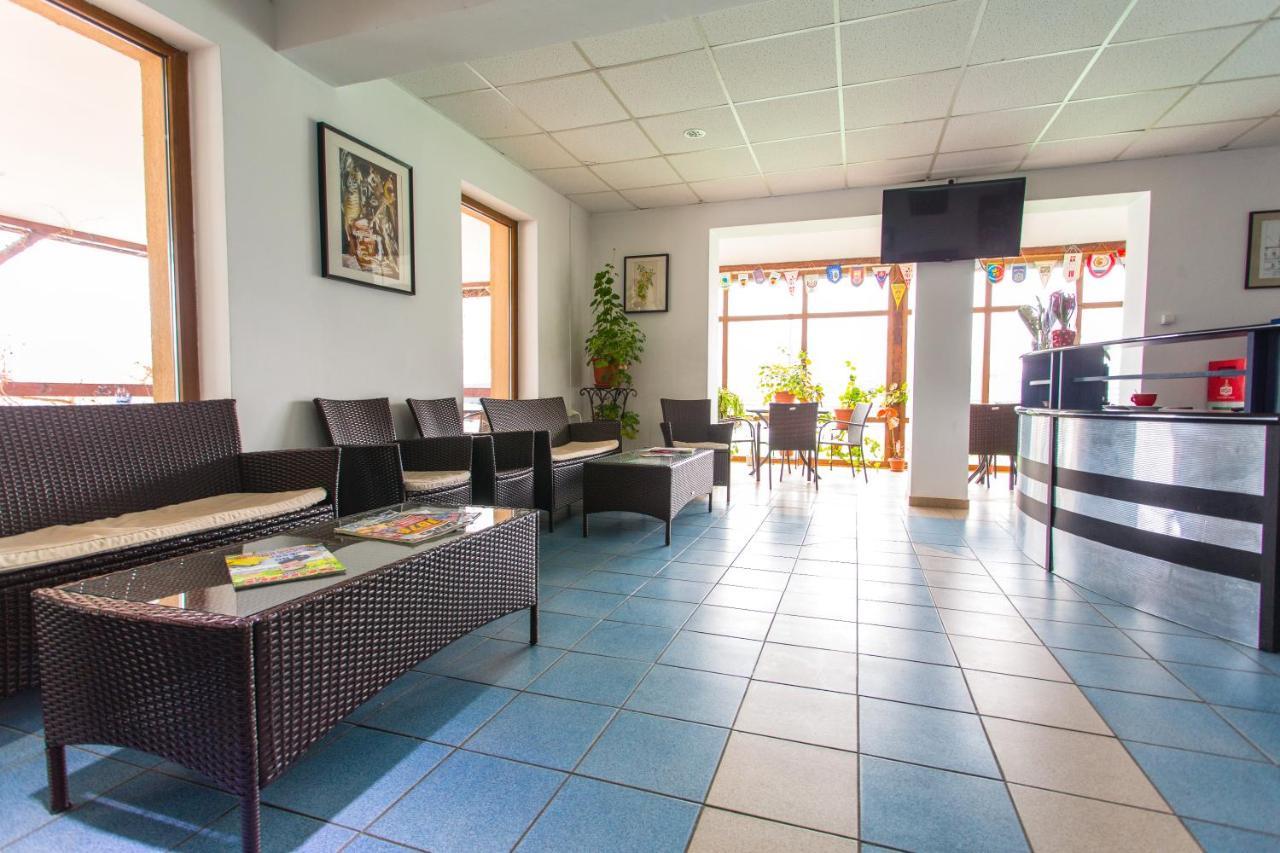 Hostel Horia Plopeni 외부 사진