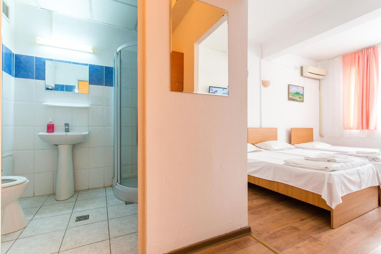Hostel Horia Plopeni 외부 사진